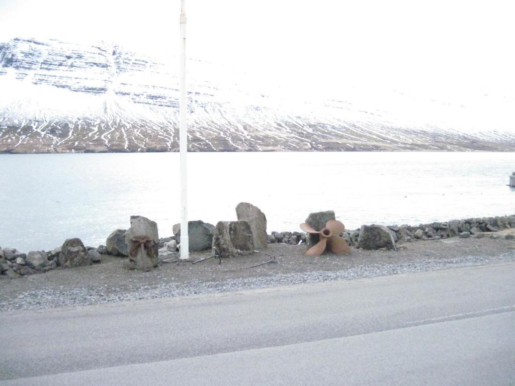 Hotel Capitano Neskaupstaður Екстериор снимка