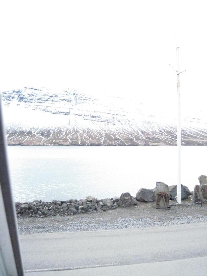 Hotel Capitano Neskaupstaður Екстериор снимка